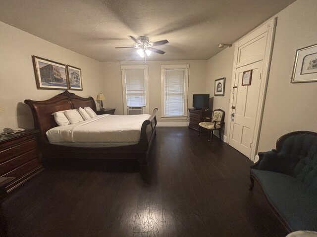 Image 1 for 108 King Suite