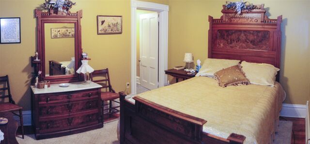 Image 2 for 16 Heritage - Gold Room 1 Night Stay