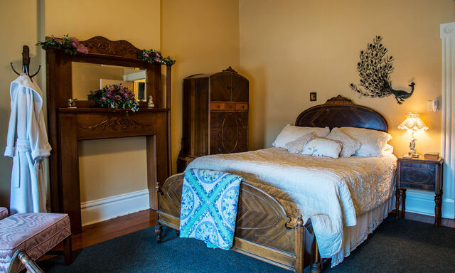 Image 1 for 18 Heritage - Ivory Room 1 Night Stay