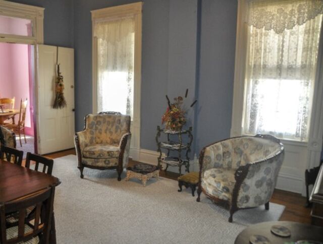 Image 4 for 12 Heritage - Rose Room