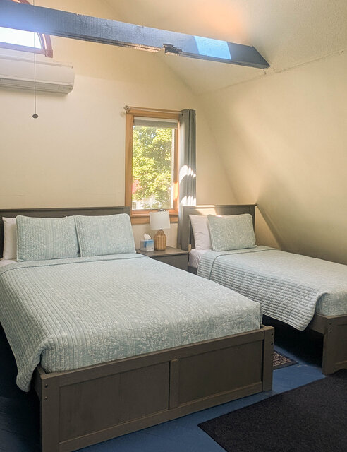 Image 13 for Carriage House