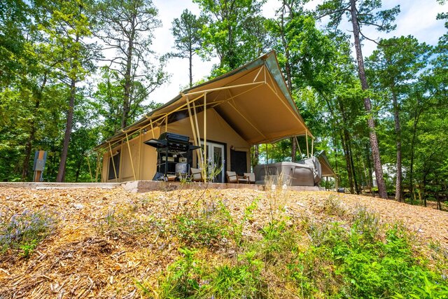 Image 2 for Luxury Glamping Tent Suite