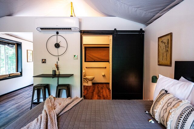 Image 5 for Luxury Glamping Tent Suite