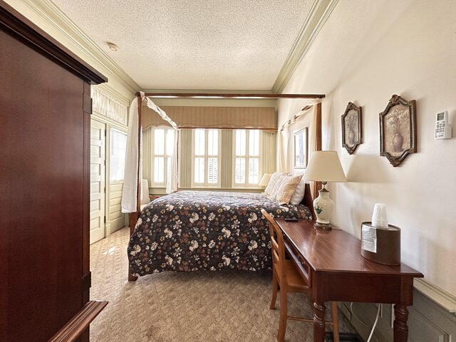 Image 4 for Daybreak