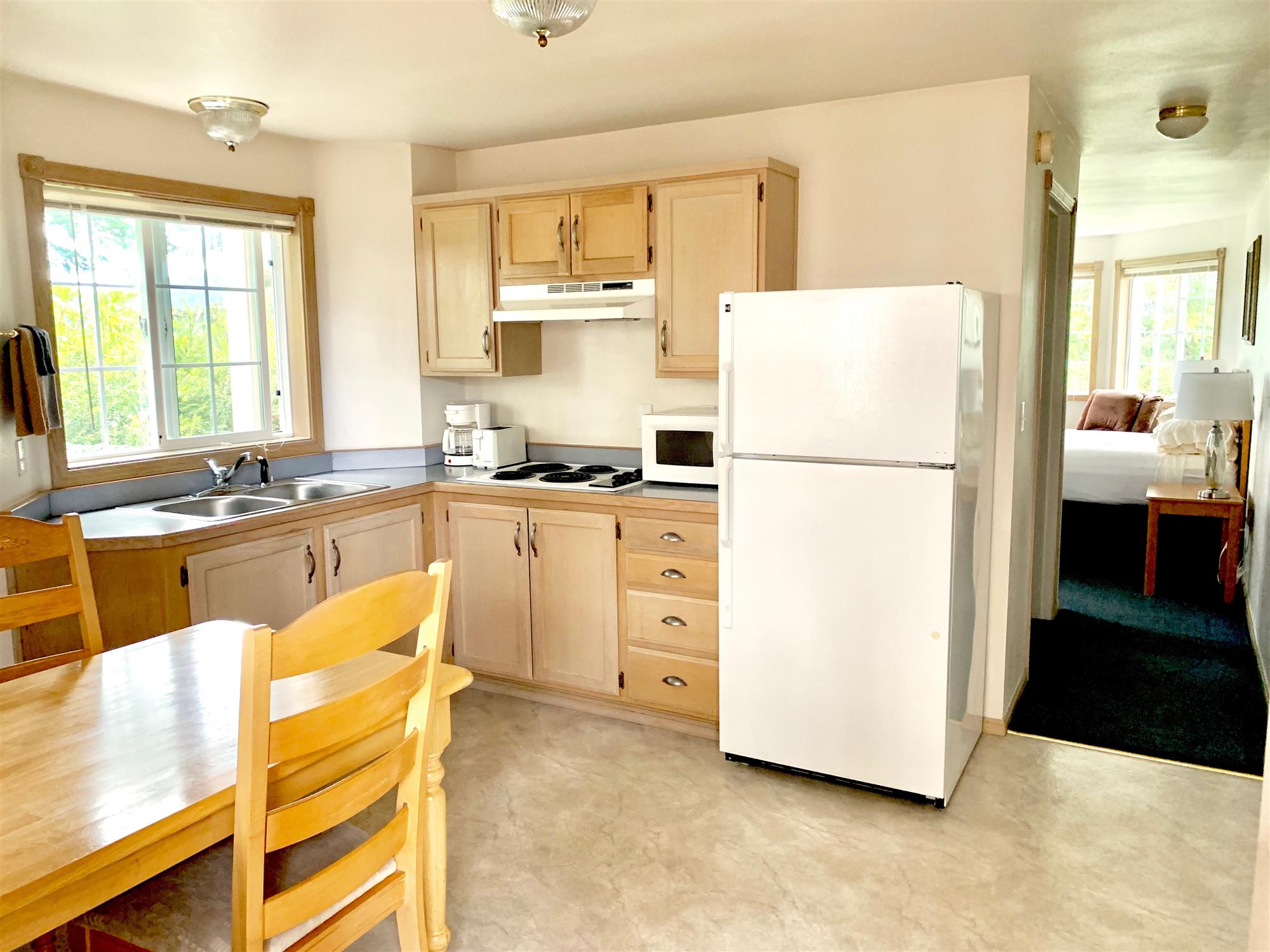 Landmark Inn in Florence, Oregon 01 ROOM 1