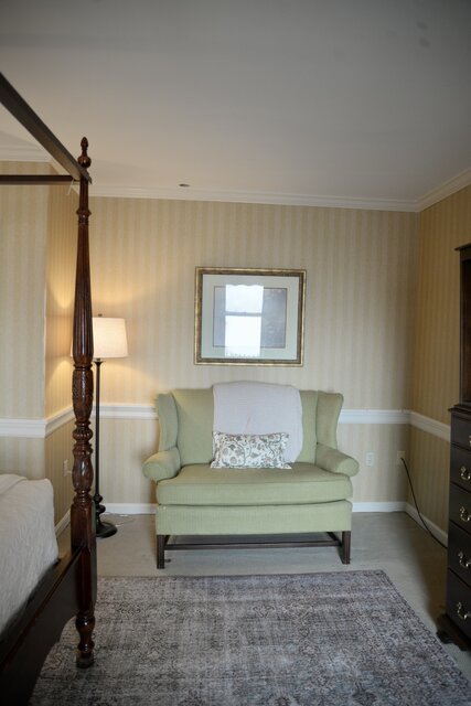 Image 3 for 02) Queen Room