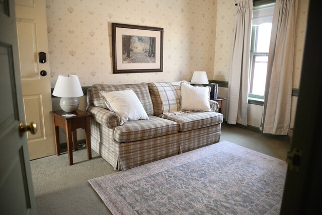 Image 1 for 11) King Room With Sleeper Sofa