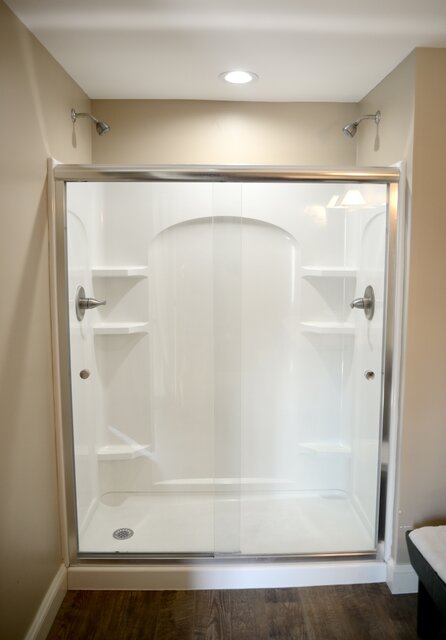 Image 4 for 10) King Room