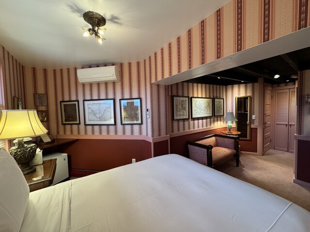 Image 2 for Mayflower Room