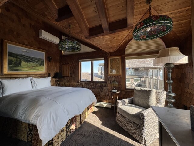 Image 4 for Schoolman Suite