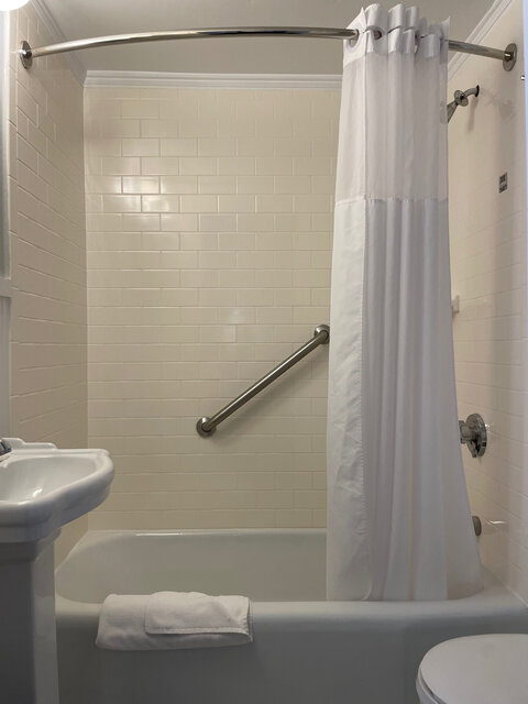 Image 2 for Cozy Queen