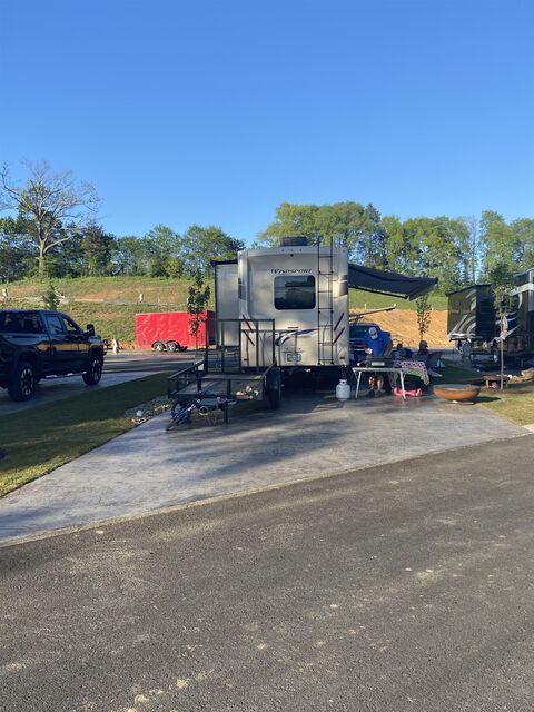 Image 2 for 088) 72 ft - Pull Through