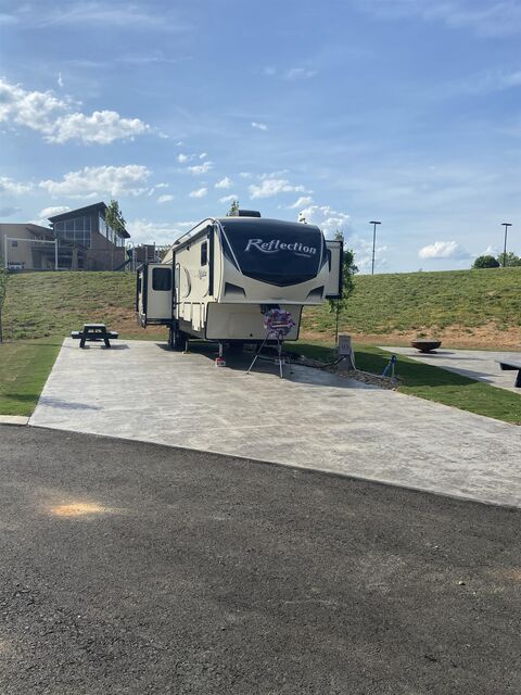 Image 1 for 093) 71 ft - Back In Site