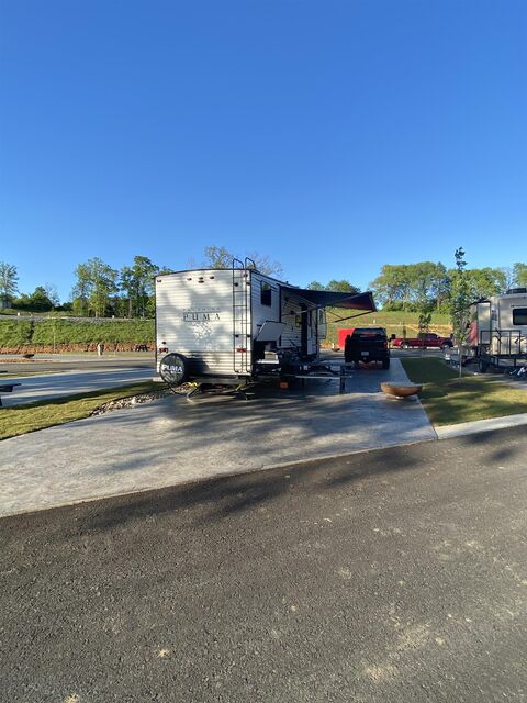 Image 2 for 087) 73 ft - Pull Through