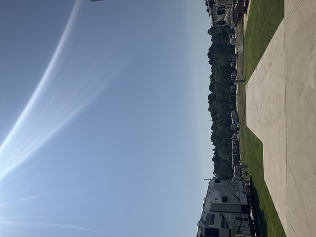 Image 2 for 605 The Pond Back In