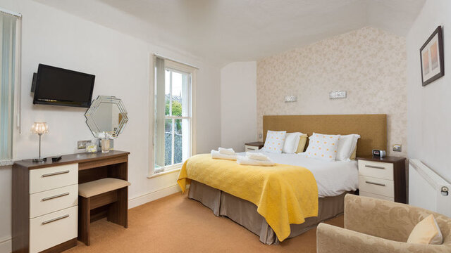Image 1 for En-Suite King Room