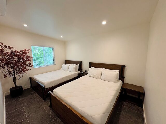 Image 12 for Presidential Suite