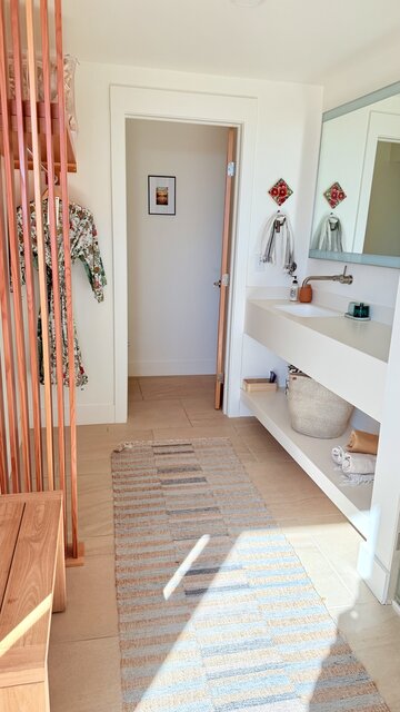 Image 9 for Throne Room