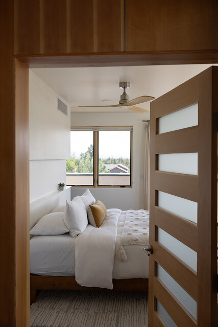 Image 12 for Throne Room