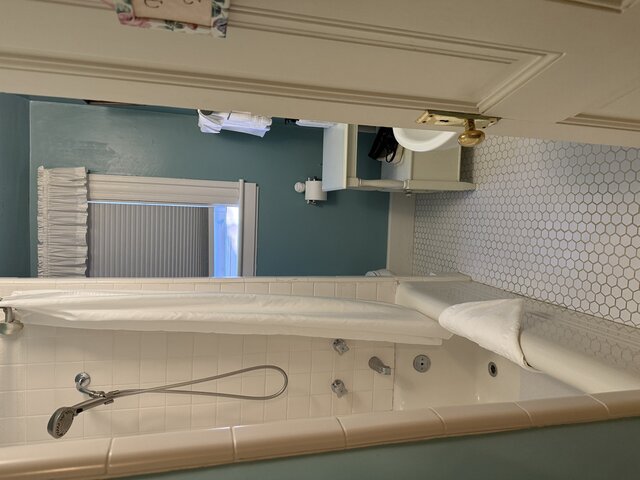 Image 7 for Turret Suite