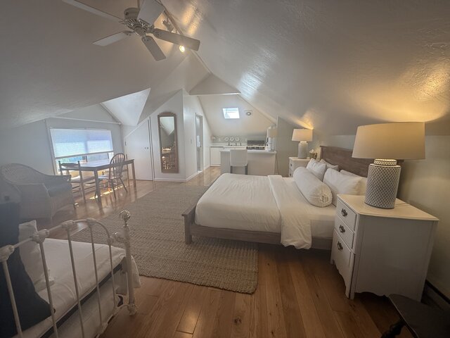 Image 5 for Carriage House