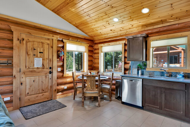 Image 5 for Elk Cabin #5 (1BD, 1BA)