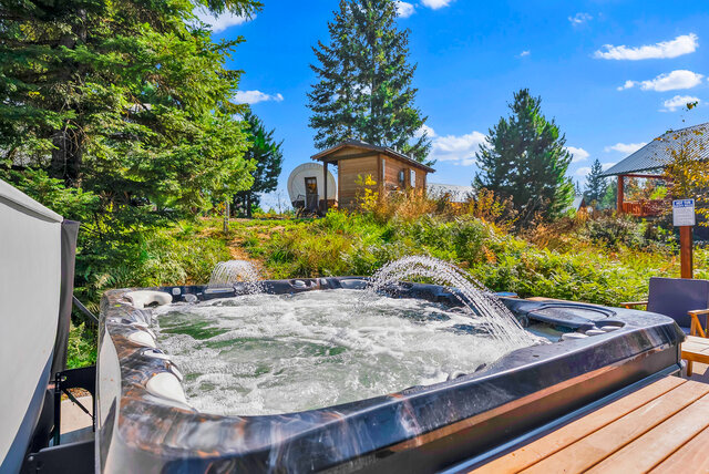 Image 16 for "Stargazer" Conestoga Glamping Wagon #1