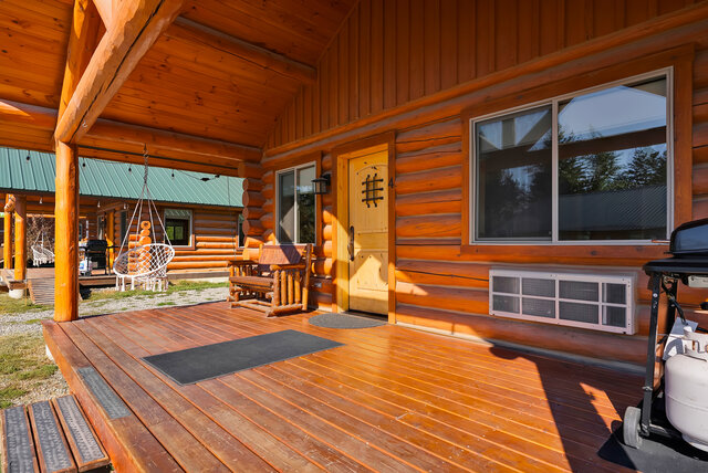 Image 13 for Caribou Cabin #4 (1BD, 1BA)
