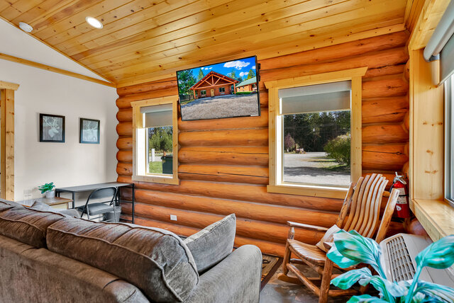 Image 3 for Caribou Cabin #4 (1BD, 1BA)