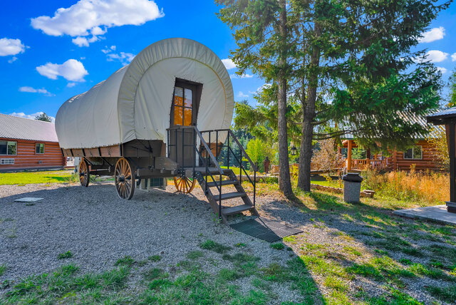 Image 2 for "Moonchaser" Conestoga Glamping Wagon #2