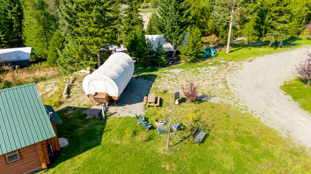 Image 20 for "Moonchaser" Conestoga Glamping Wagon #2