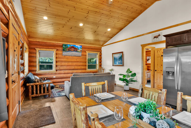 Image 1 for Moose Cabin #1 (2BD, 2BA)