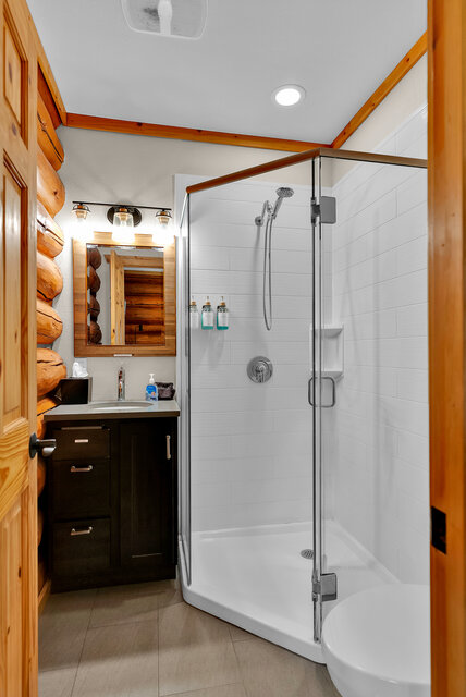 Image 13 for Moose Cabin #1 (2BD, 2BA)