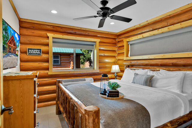 Image 1 for Caribou Cabin #4 (1BD, 1BA)