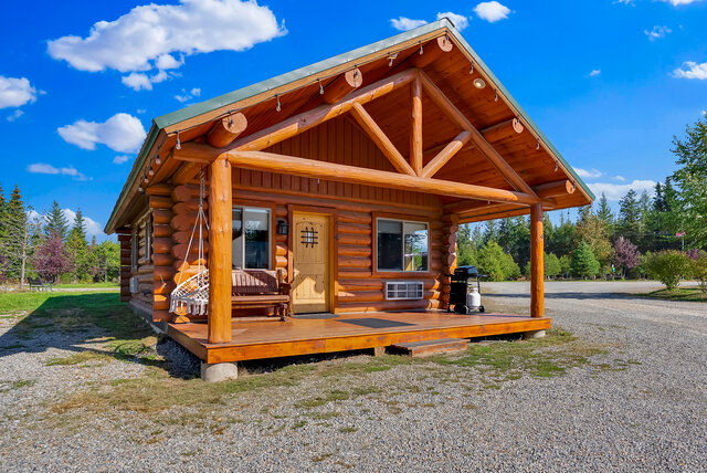 Image 2 for Caribou Cabin #4 (1BD, 1BA)