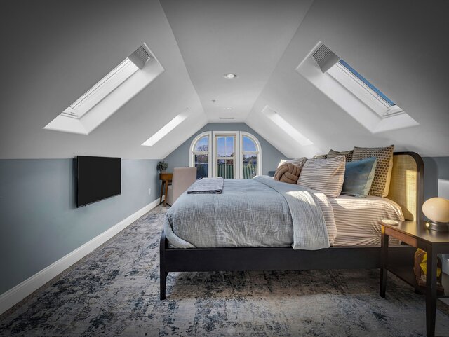 Image 1 for Captains Quarters