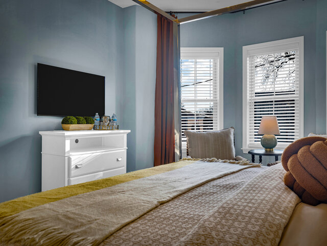 Image 2 for Bay Breeze