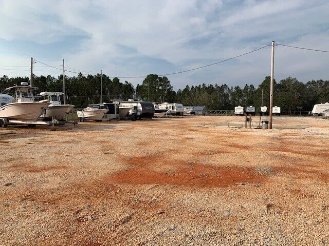 Image 5 for 118) Storage Lot