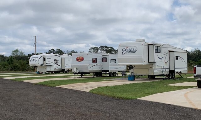 Image 5 for RV-24) Pull Through Site