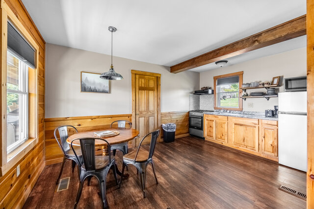 Image 2 for Mt. Katahdin Guest Suite