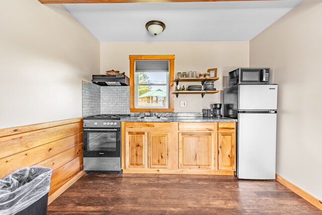 Image 3 for Mt. Katahdin Guest Suite