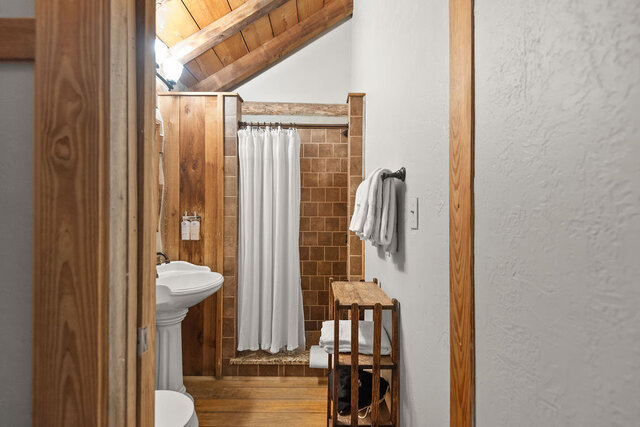 Image 2 for #10 Crockett