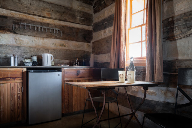 Image 4 for #23 The Log Cabin
