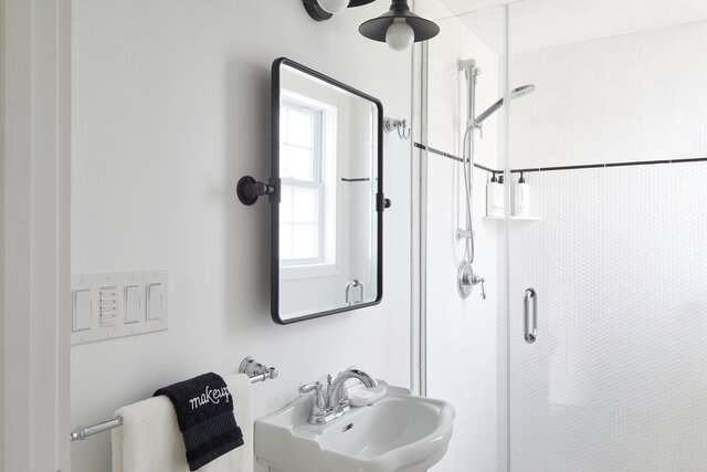 Image 13 for A10) The Firefly Inn