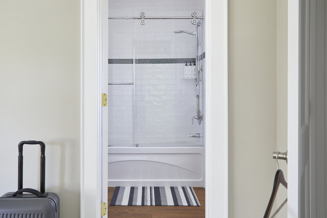 Image 9 for A10) The Firefly Inn