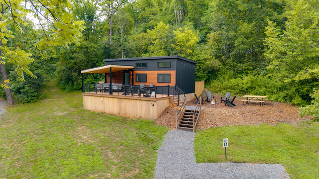 Image 22 for 14- 2 Bedroom Tiny Home &  Loft, Shared Hot Tub/Sauna