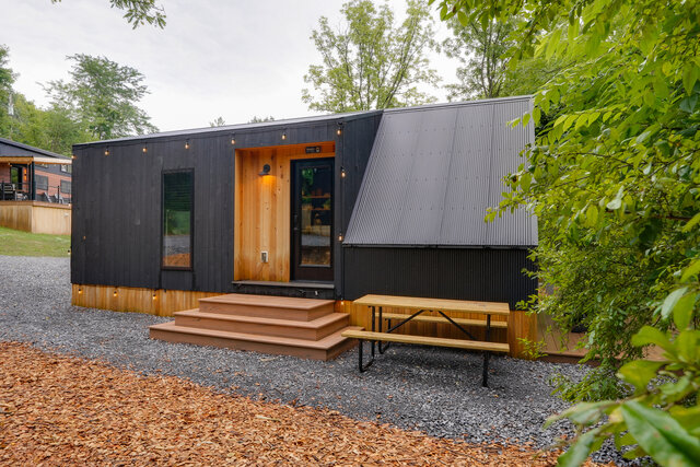 Image 16 for 16- 1 Bedroom Tiny Home & Shared Hot Tub/Sauna