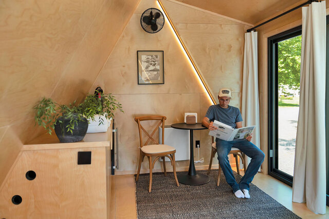 Image 3 for 31 One Bedroom Cozy Pod