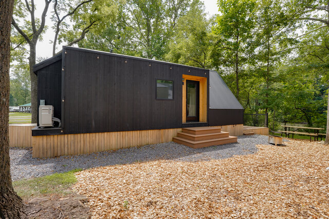 Image 24 for 19- 1 Bedroom Tiny Home & Shared Hot Tub/Sauna