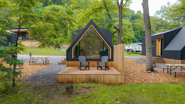 Image 17 for 19- 1 Bedroom Tiny Home & Shared Hot Tub/Sauna